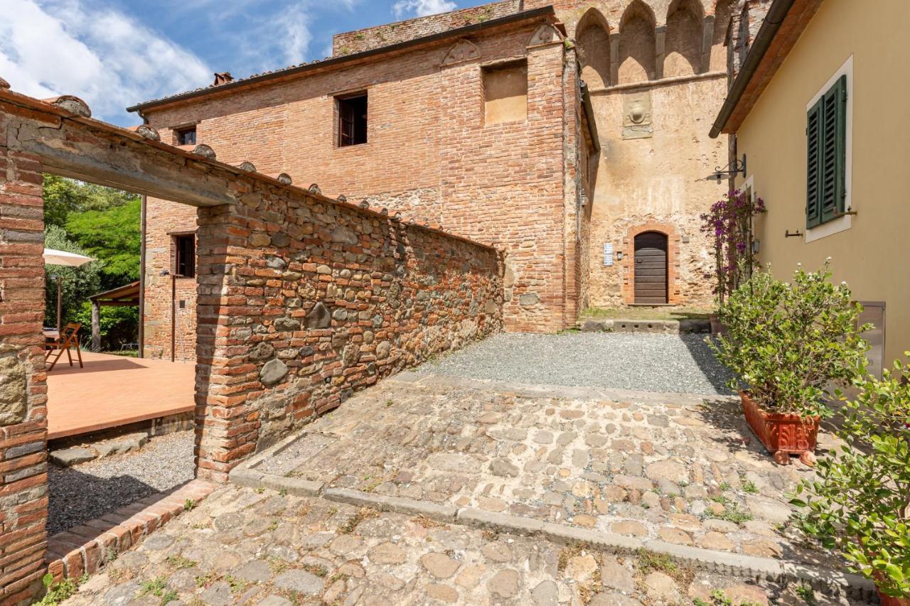 La Casina Di Elisa Villa Montecarlo Exterior photo